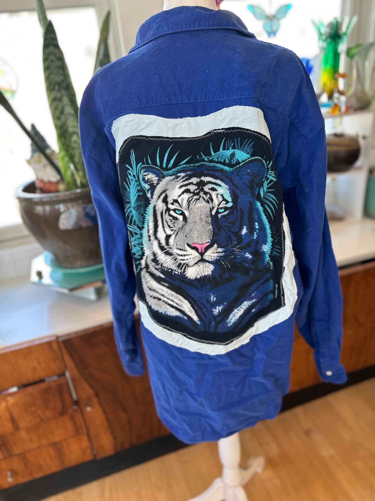 Blue Corduroy Shirt Mens XXL Tiger Button up